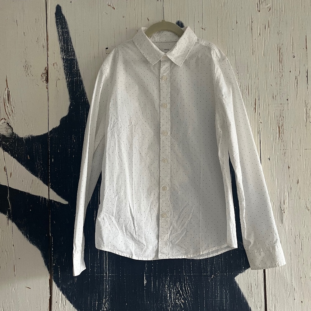 MANGO KIDS REGULAR FIT COTTON BUTTON DOWN SHIRT WITH PIN DOT DESIGN SZ: 11-12